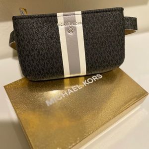Michael Kors wallet belted